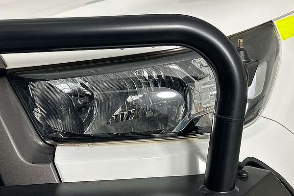 2021 Toyota HILUX SR (4x4) GUN126R FACELIFT 4X4