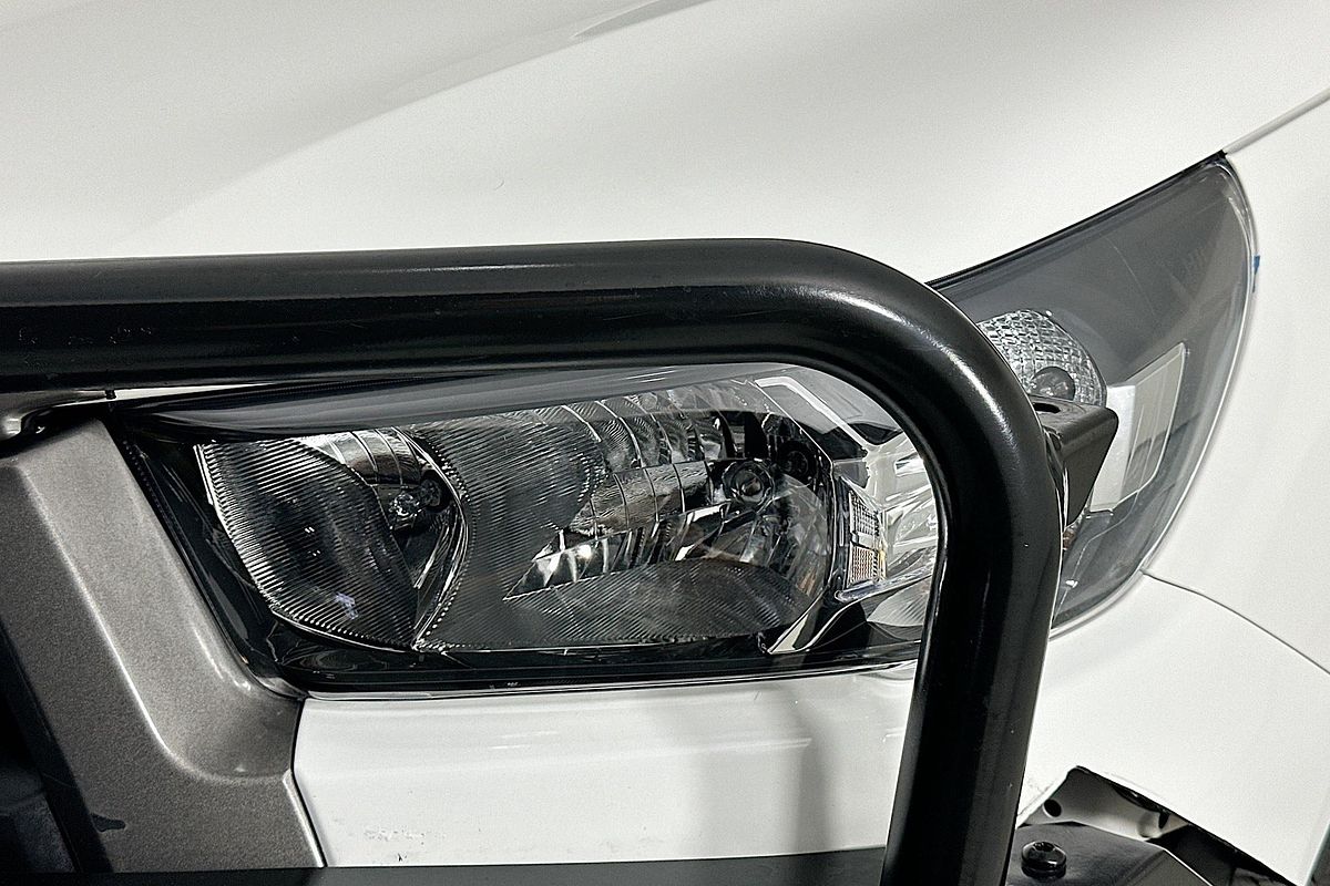 2022 Toyota HILUX SR (4x4) GUN126R 4X4