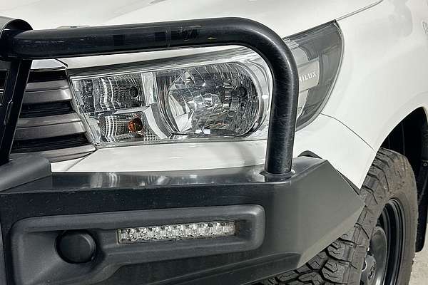 2017 Toyota HILUX SR GUN126R 4X4