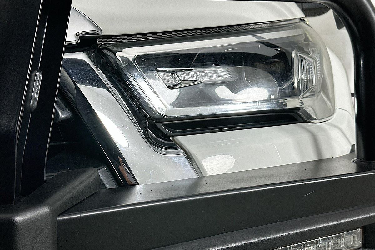 2021 Toyota HILUX SR5 GUN126R 4X4