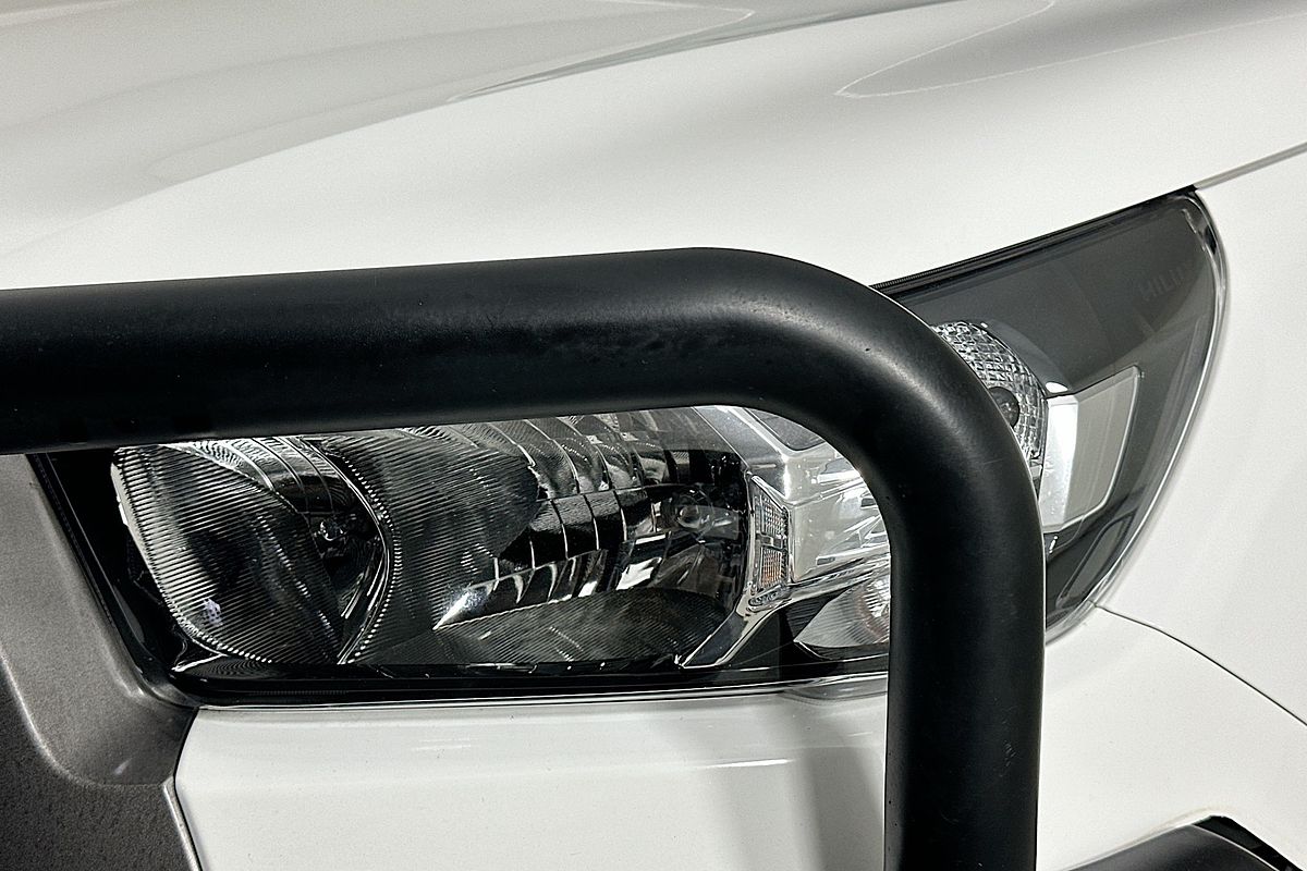 2024 Toyota HILUX SR (4x4) GUN126R FACELIFT 4X4