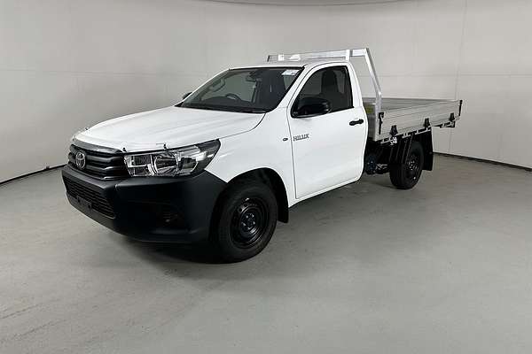 2025 Toyota HILUX WORKMATE (4x2) TGN121R RC REAR WHEEL DRIVE