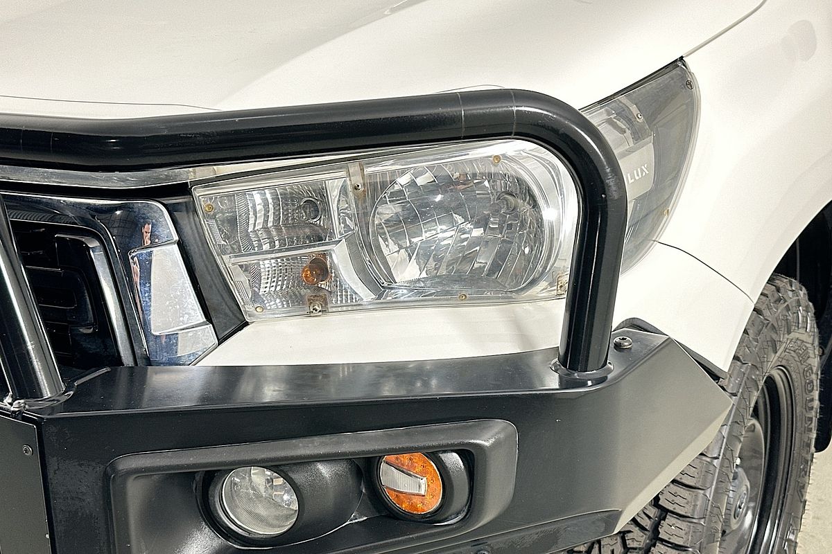 2019 Toyota HILUX SR (4x4) GUN126R MY19 4X4