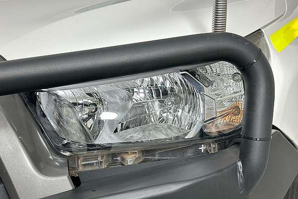 2023 Toyota Hilux SR GUN126R 4X4