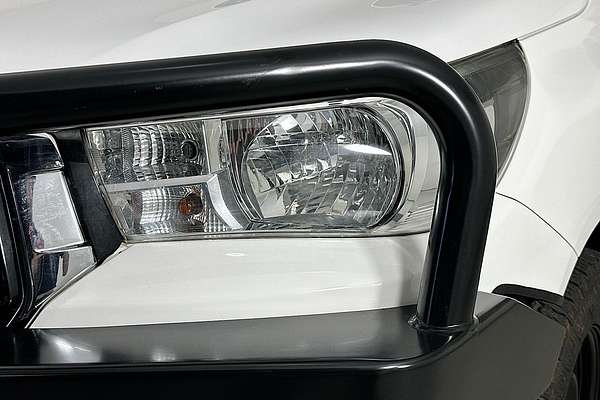 2020 Toyota HILUX SR (4x4) GUN126R MY19 UPGRADE 4X4