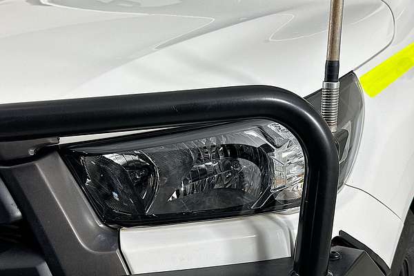 2021 Toyota HILUX SR (4x4) GUN126R FACELIFT 4X4