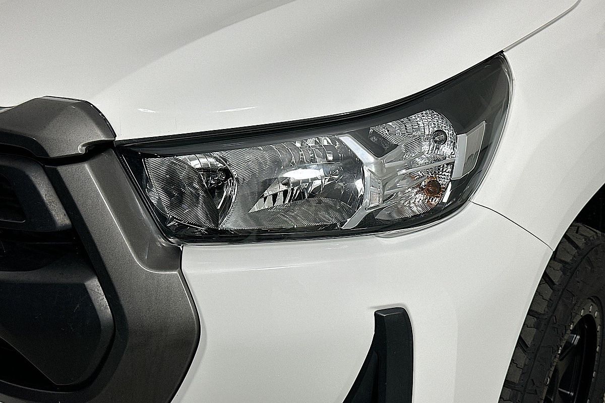 2022 Toyota HILUX SR (4x4) GUN126R 4X4