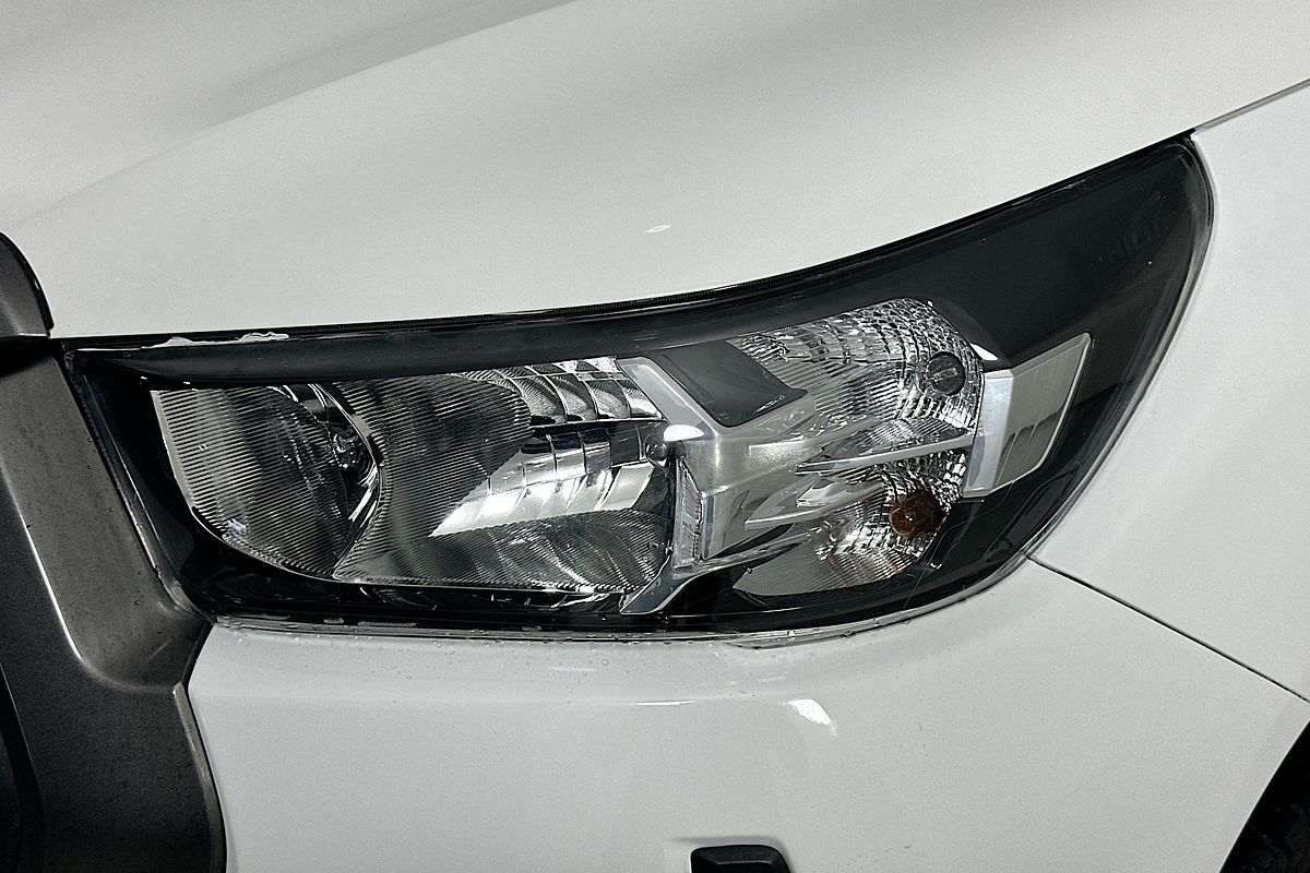 2022 Toyota HILUX SR (4x4) GUN126R 4X4