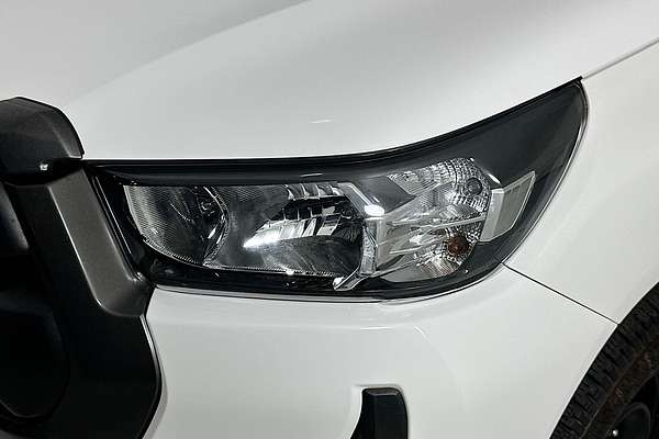 2020 Toyota HILUX SR (4x4) GUN126R FACELIFT 4X4