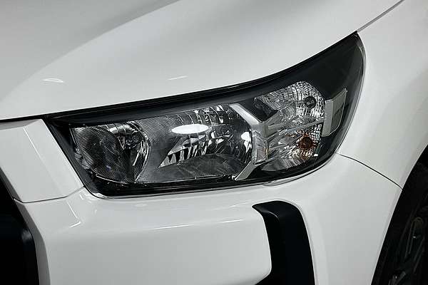 2024 Toyota Hilux SR 48V GUN126R 4X4