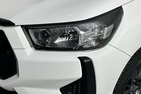 2024 Toyota Hilux SR 48V GUN126R 4X4