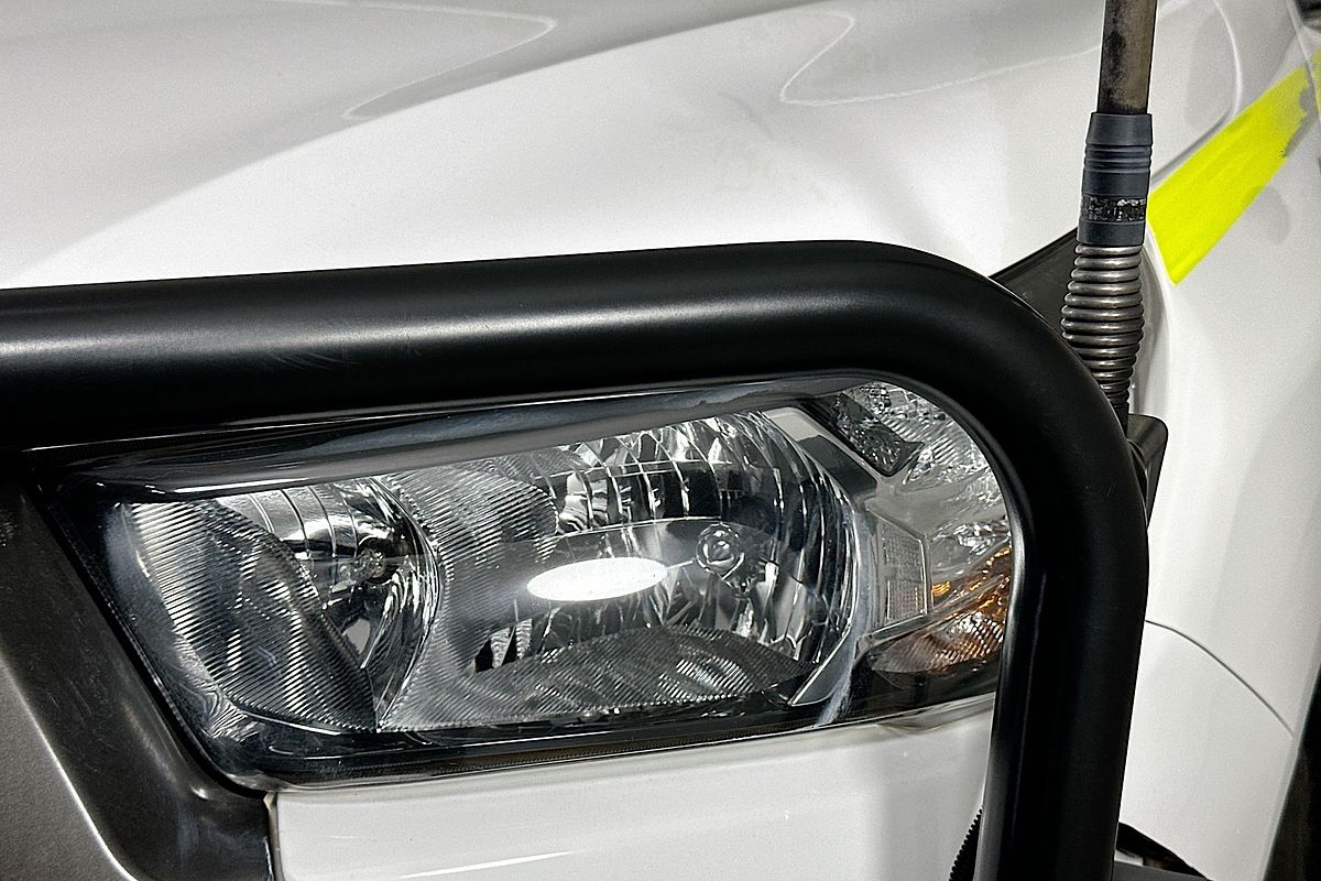 2021 Toyota HILUX SR (4x4) GUN126R FACELIFT 4X4