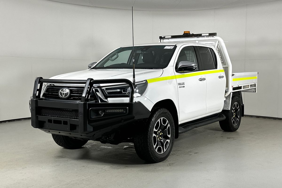 2021 Toyota HILUX SR5 (4x4) GUN126R FACELIFT 4X4