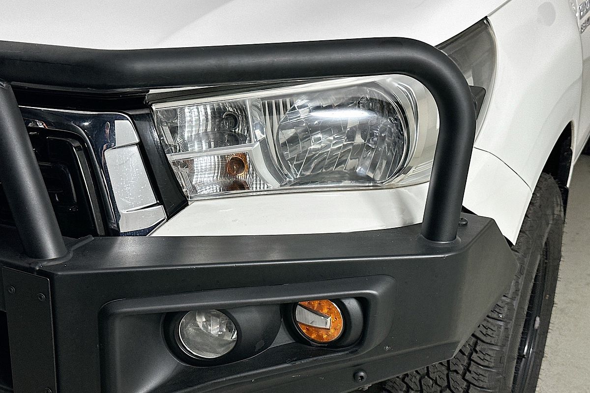 2020 Toyota HILUX SR (4x4) GUN126R MY19 UPGRADE 4X4