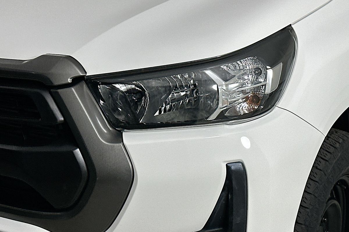 2022 Toyota HILUX SR (4x4) GUN126R 4X4