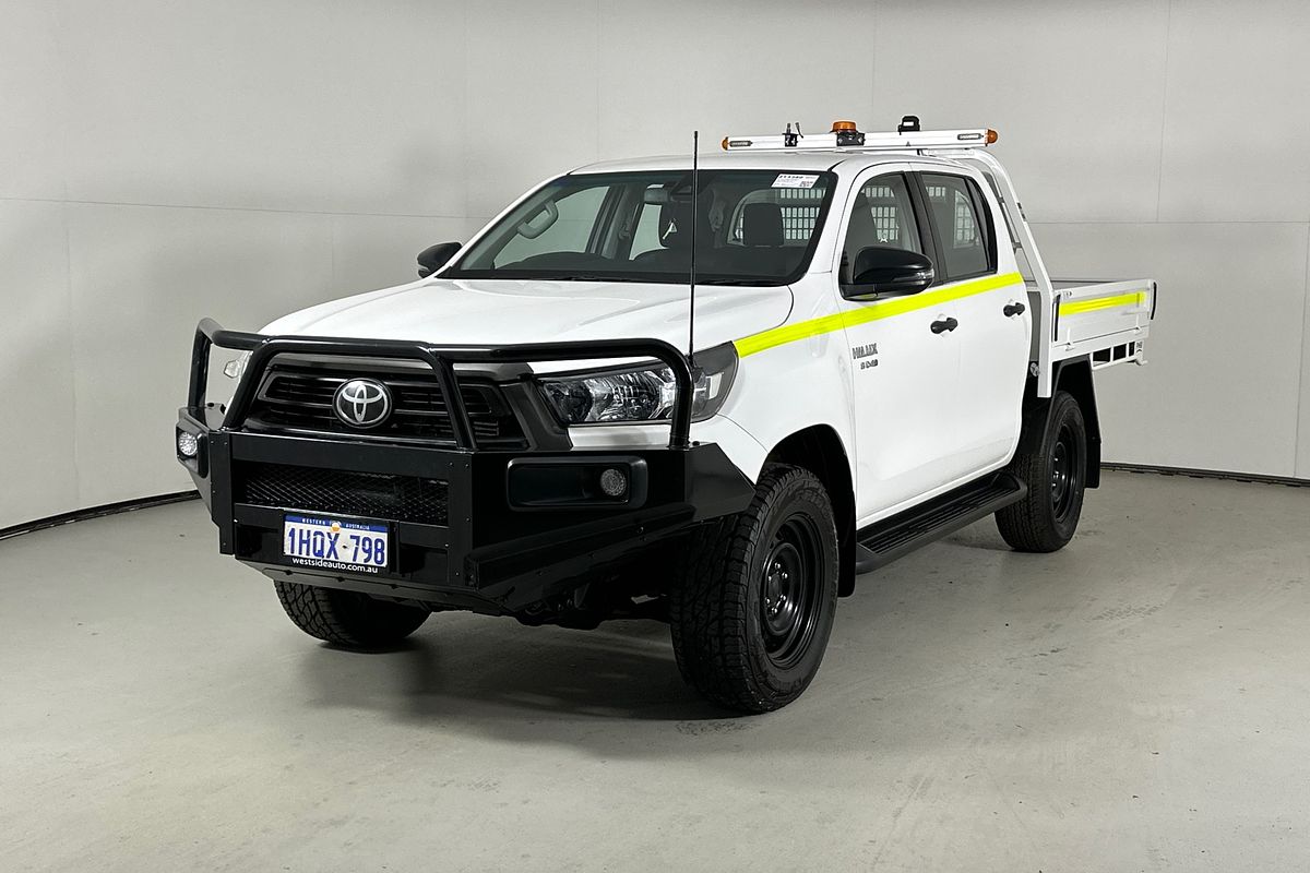 2022 Toyota HILUX SR (4x4) STEEL WHEELS GUN126R 4X4