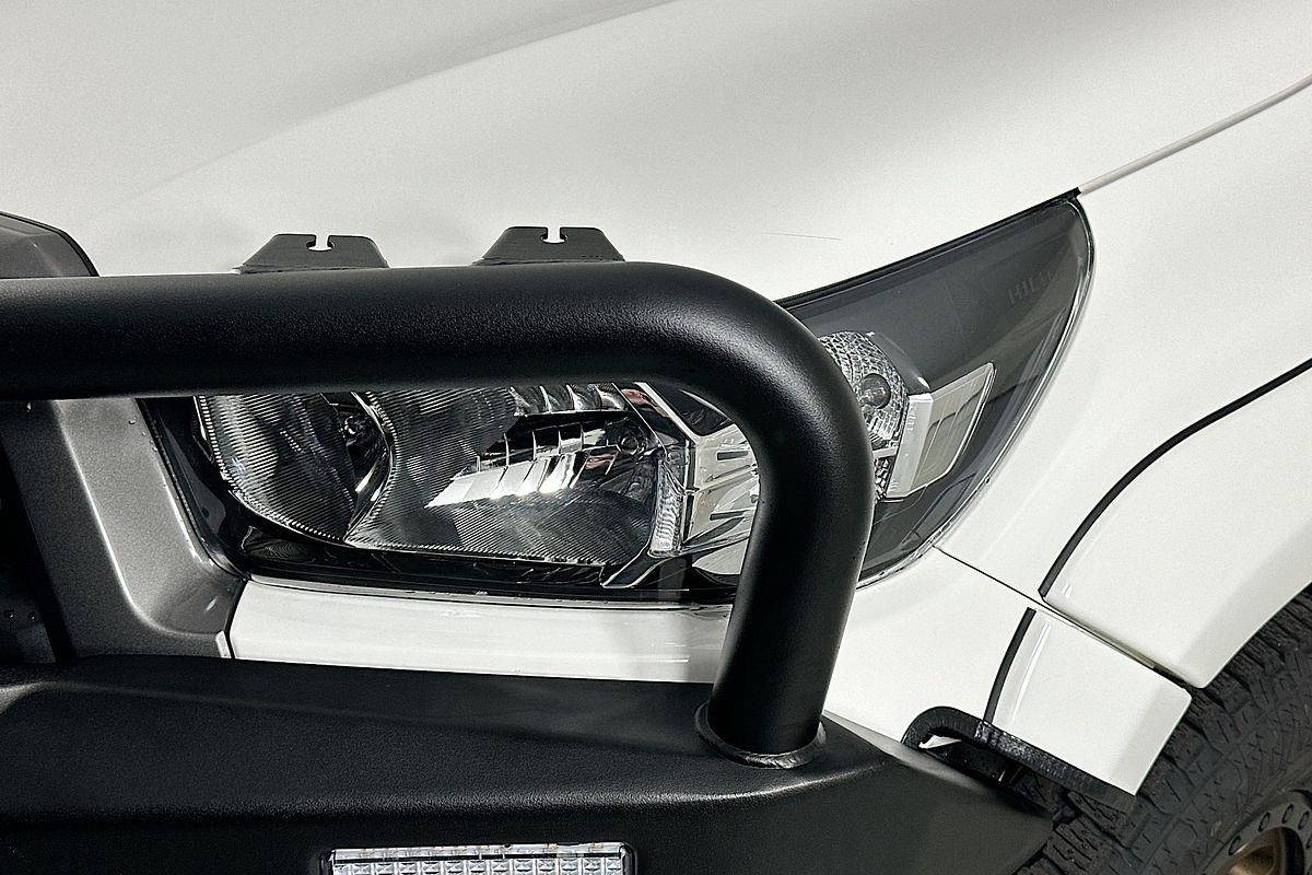 2023 Toyota HILUX SR GUN126R 4X4