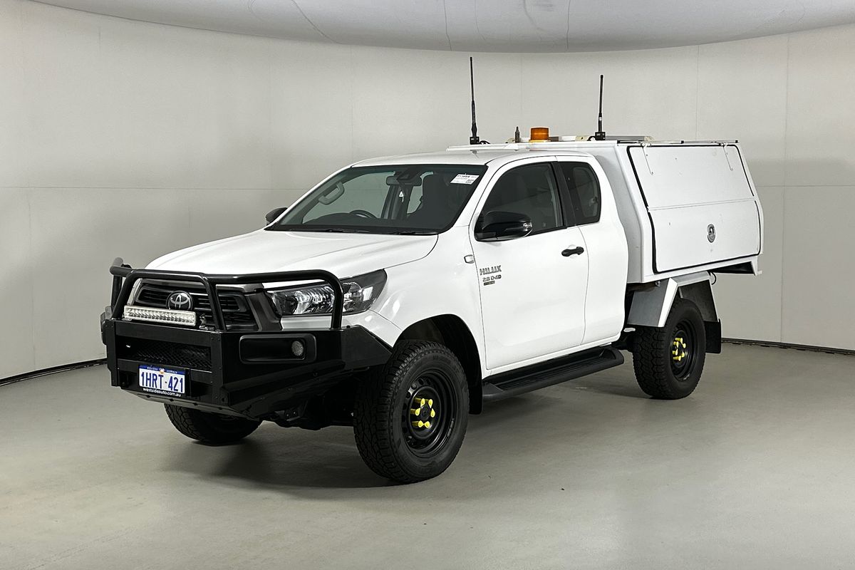 2022 Toyota HILUX SR (4x4) GUN126R 4X4