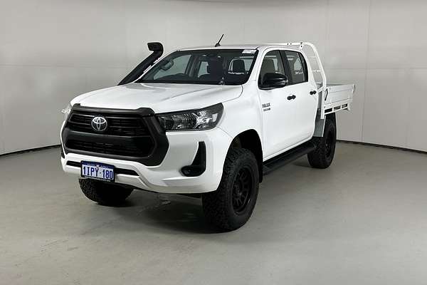 2020 Toyota HILUX SR (4x4) GUN126R FACELIFT 4X4