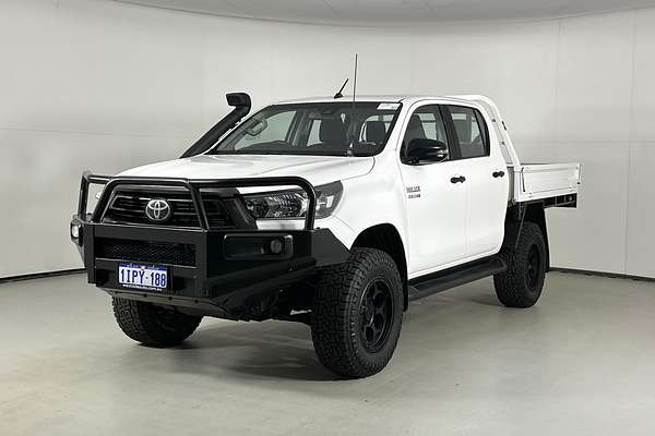 2020 Toyota HILUX SR (4x4) GUN126R FACELIFT 4X4