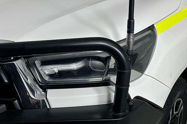 2021 Toyota HILUX SR5 (4x4) GUN126R FACELIFT 4X4