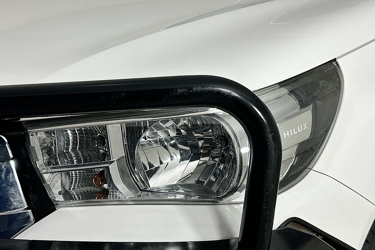 2018 Toyota Hilux SR (4x4) GUN126R MY19 4X4