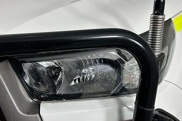 2021 Toyota HILUX SR (4x4) GUN126R FACELIFT 4X4