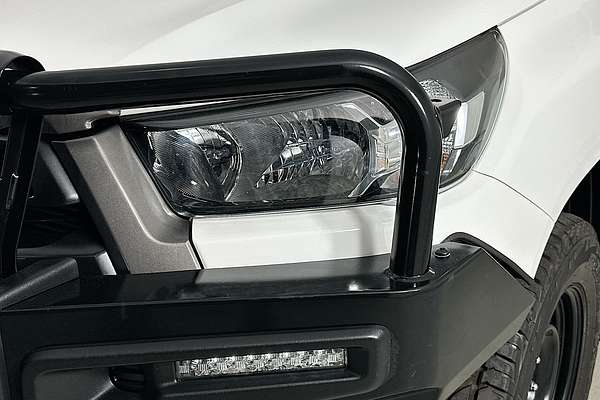 2021 Toyota HILUX SR (4x4) GUN126R 4X4