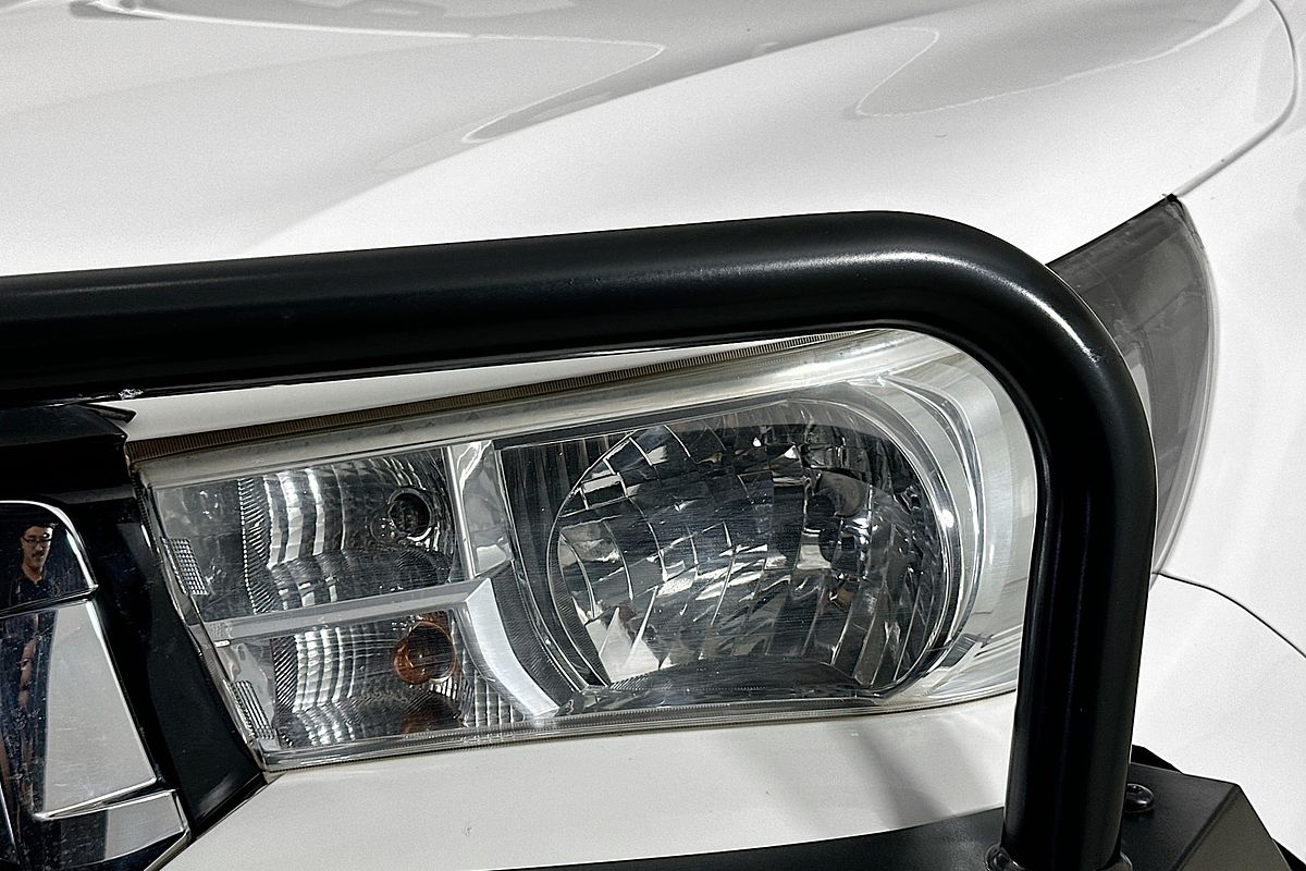 2019 Toyota HILUX SR (4x4) GUN126R MY19