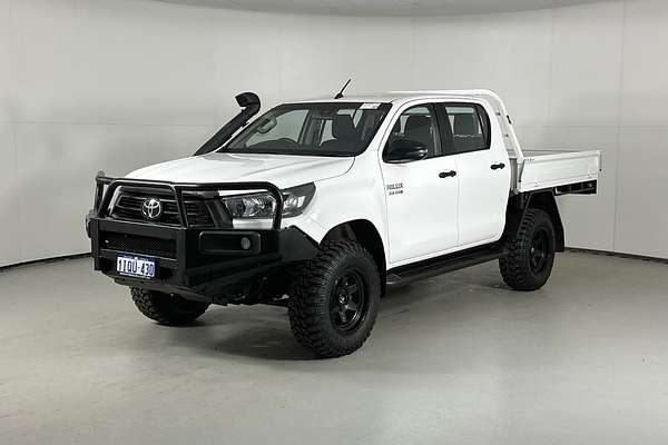 2020 Toyota HILUX SR (4x4) GUN126R FACELIFT 4X4