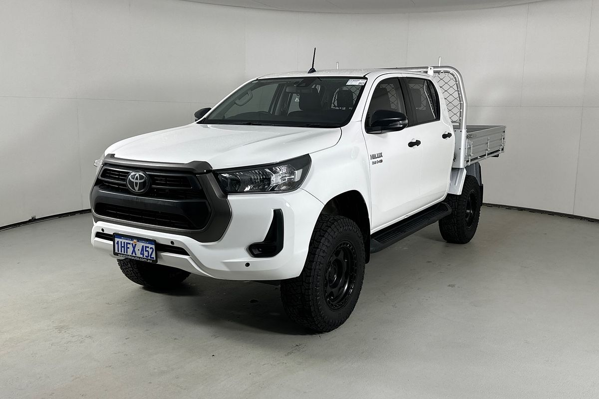 2020 Toyota HILUX SR (4x4) GUN126R FACELIFT 4X4