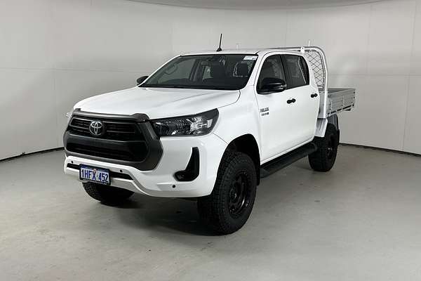 2020 Toyota HILUX SR (4x4) GUN126R FACELIFT 4X4