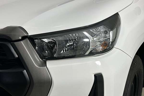 2021 Toyota HILUX SR HI-RIDER (4x2) GUN136R REAR WHEEL DRIVE