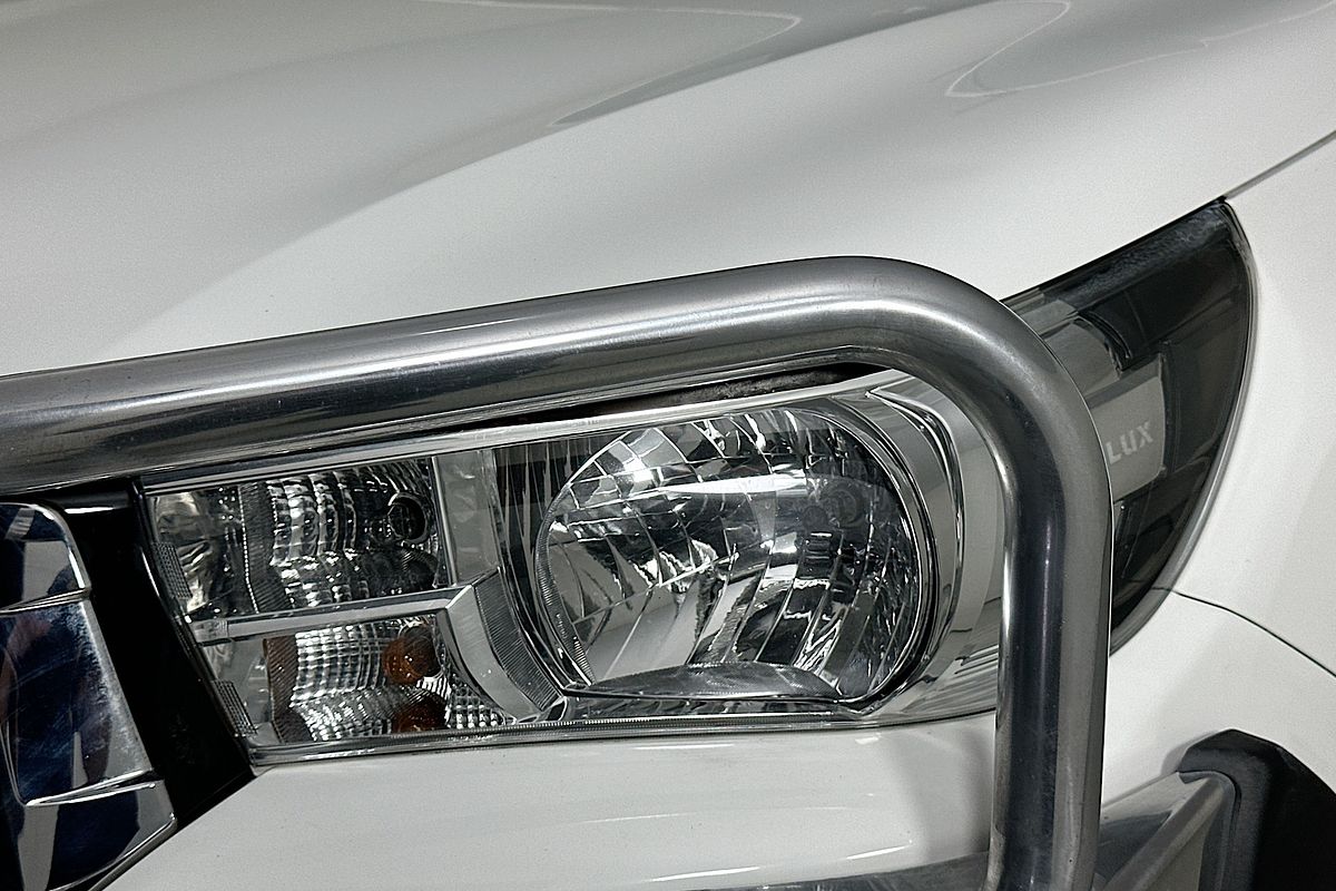 2018 Toyota HILUX SR (4x4) GUN126R MY19 4X4