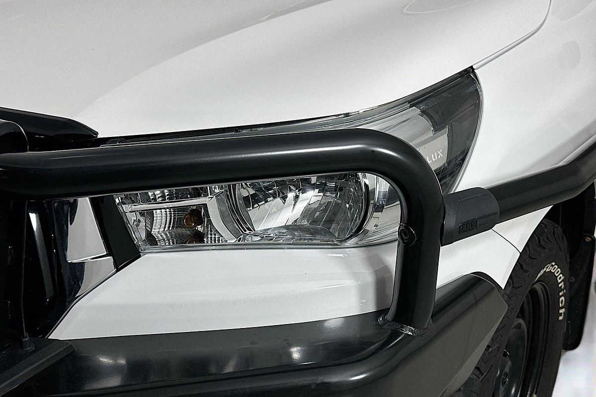2020 Toyota HILUX SR (4x4) GUN126R MY19 4X4