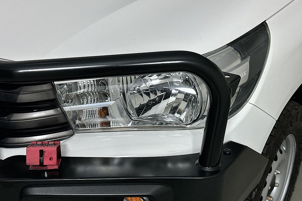 2021 Toyota HILUX SR (4x4) GUN126R FACELIFT 4X4