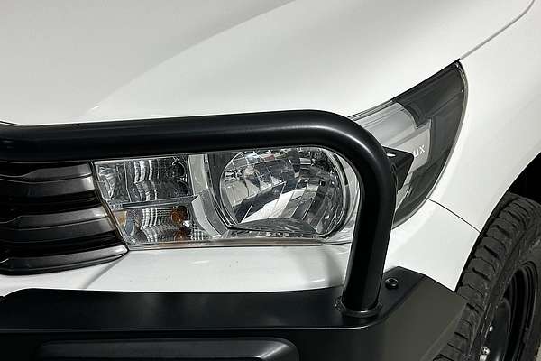 2022 Toyota HILUX SR (4x4) GUN126R 4X4