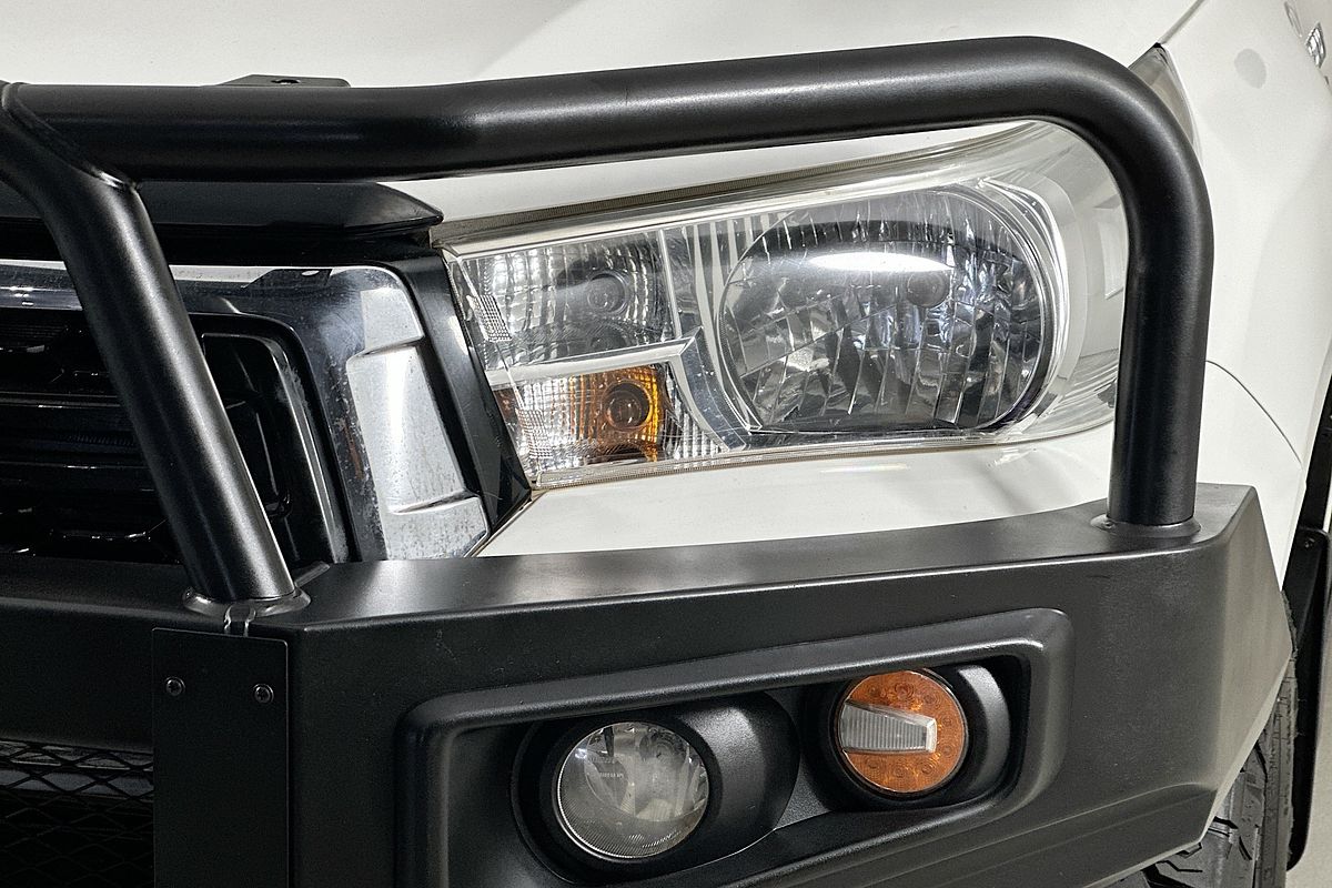 2019 Toyota HILUX SR (4x4) GUN126R MY19 4X4