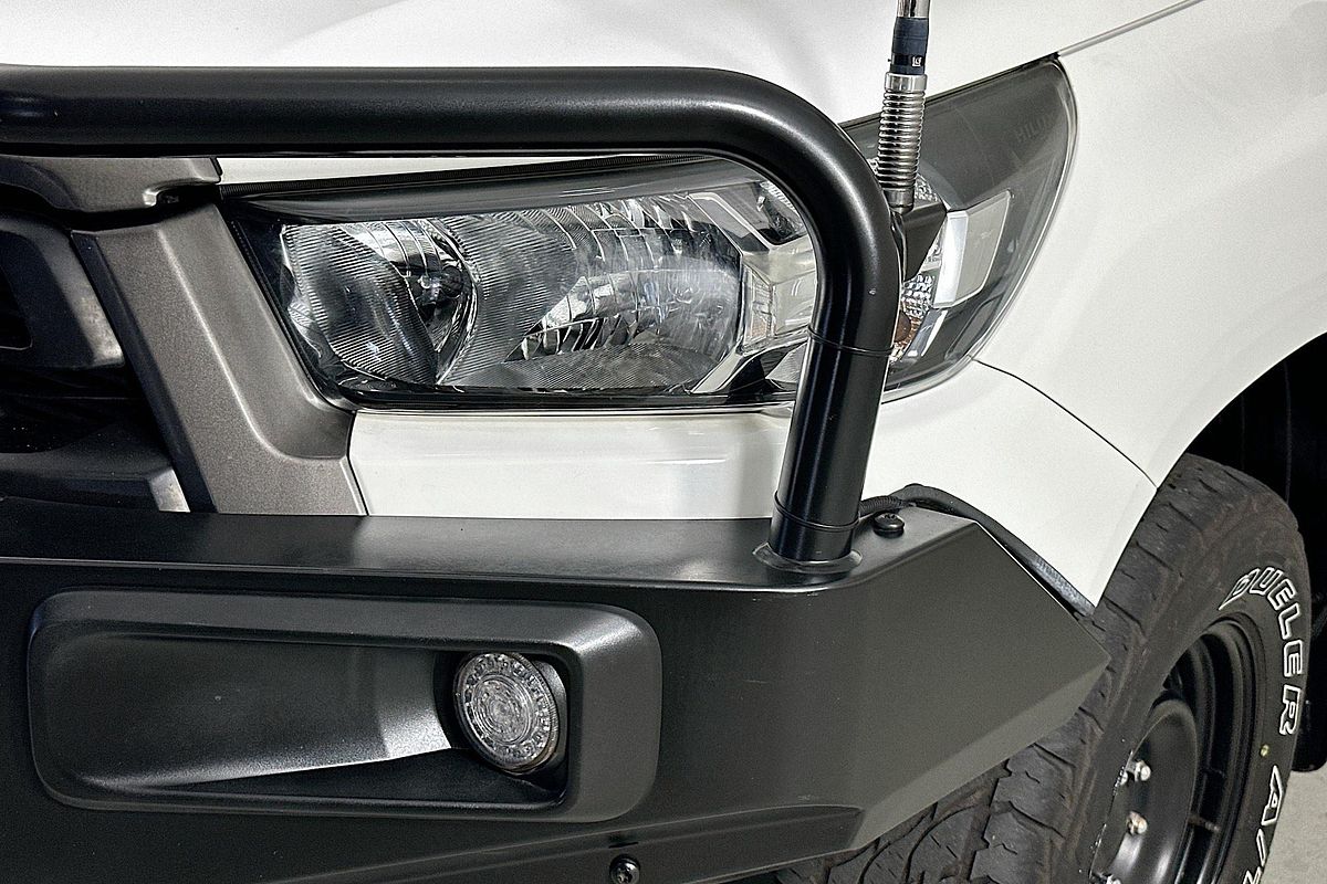 2021 Toyota HILUX SR (4x4) GUN126R 4X4