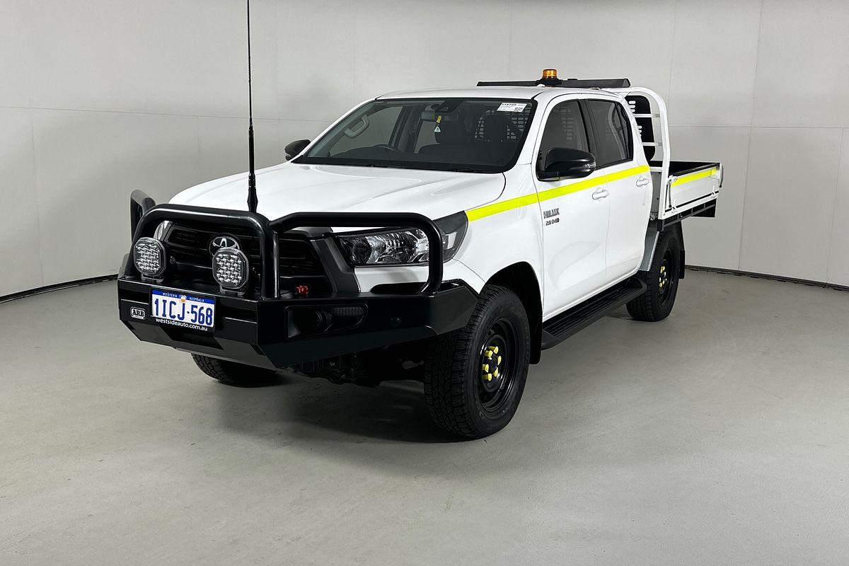 2023 Toyota HILUX SR (4x4) STEEL WHEELS GUN126R 4X4