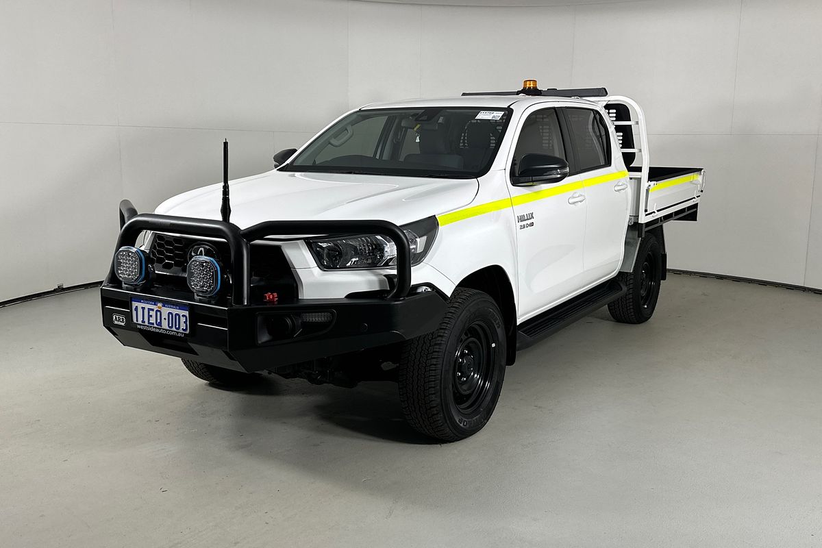 2024 Toyota HILUX SR (4x4) STEEL WHEELS GUN126R FACELIFT 4X4