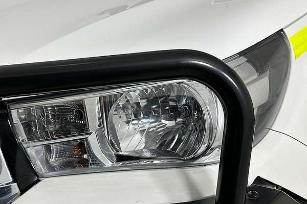 2023 Toyota HILUX SR (4x4) GUN126R 4X4