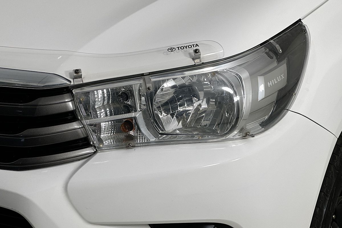 2018 Toyota Hilux SR (4x4) GUN126R MY17 4X4