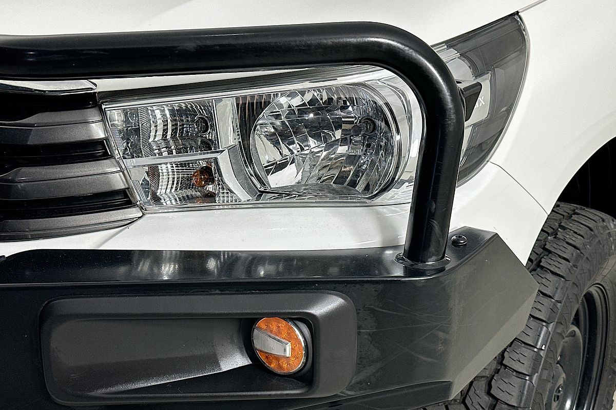 2022 Toyota HILUX SR (4x4) GUN126R 4X4