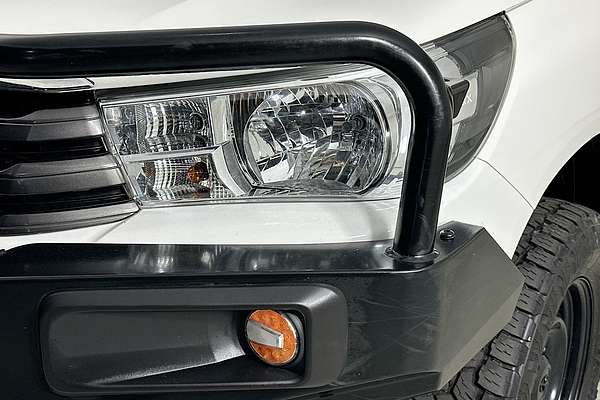 2022 Toyota HILUX SR (4x4) GUN126R 4X4