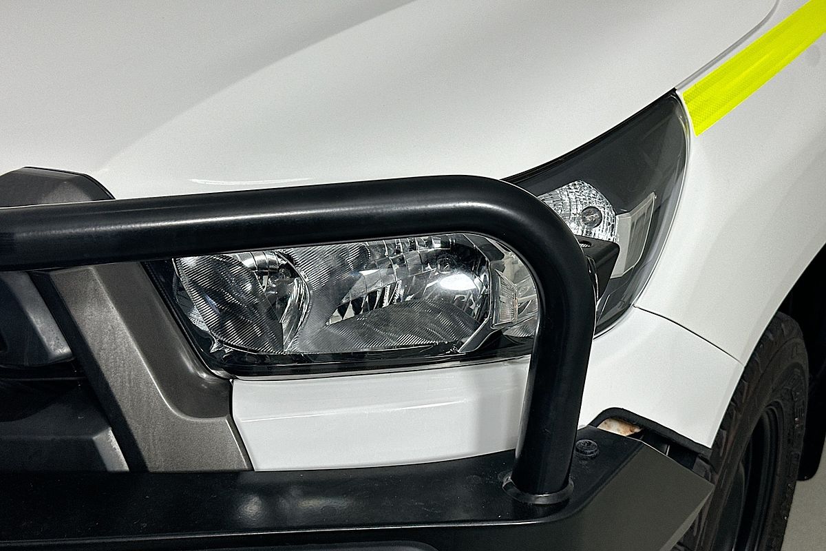 2022 Toyota HILUX SR (4x4) GUN126R 4X4