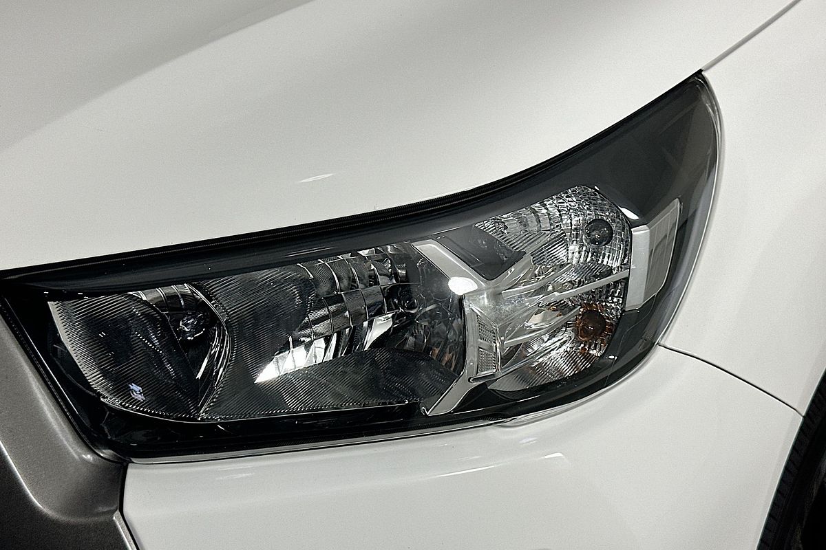 2022 Toyota HILUX SR (4x4) GUN126R 4X4