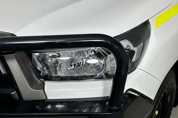 2022 Toyota HILUX SR (4x4) GUN126R 4X4