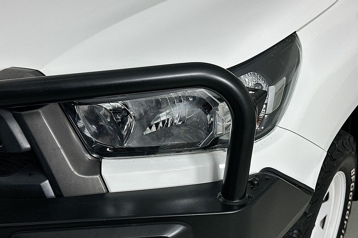 2021 Toyota HILUX SR (4x4) GUN126R 4X4