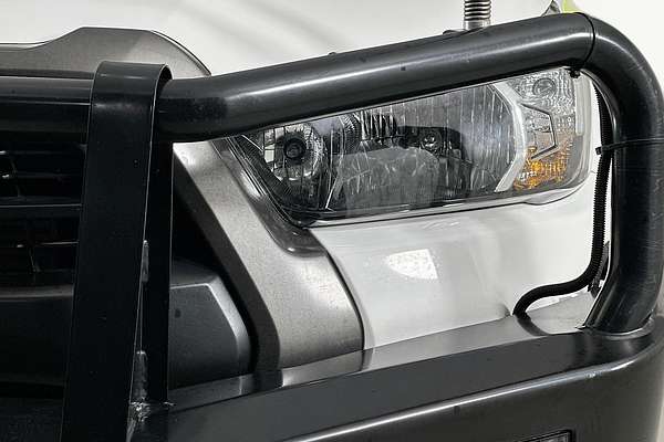2022 Toyota HILUX SR (4x4) GUN126R 4X4